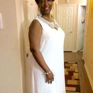 Meet your Posher, Elinor